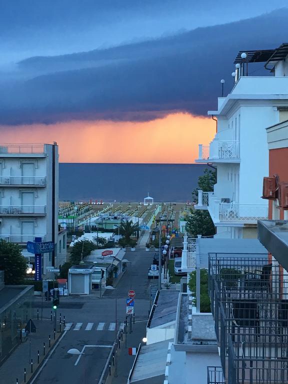 Hotel Sissi Rivazzurra Di Rimini ภายนอก รูปภาพ